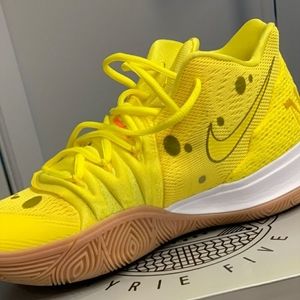 Kyrie Irvings SpongeBob Collection size 8.5 in men